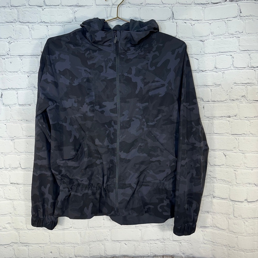 Lululemon Pack it Up Windbreaker Jacket Heritage 365 Camo Deep Coal Multi Size 4